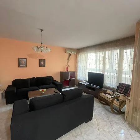Flat- 6 People- Chataldja *