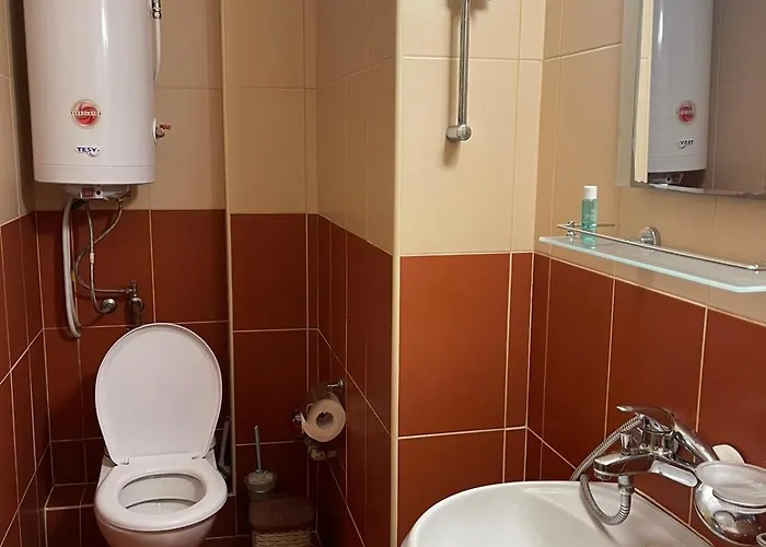 Flat- 6 People- Chataldja Daire *